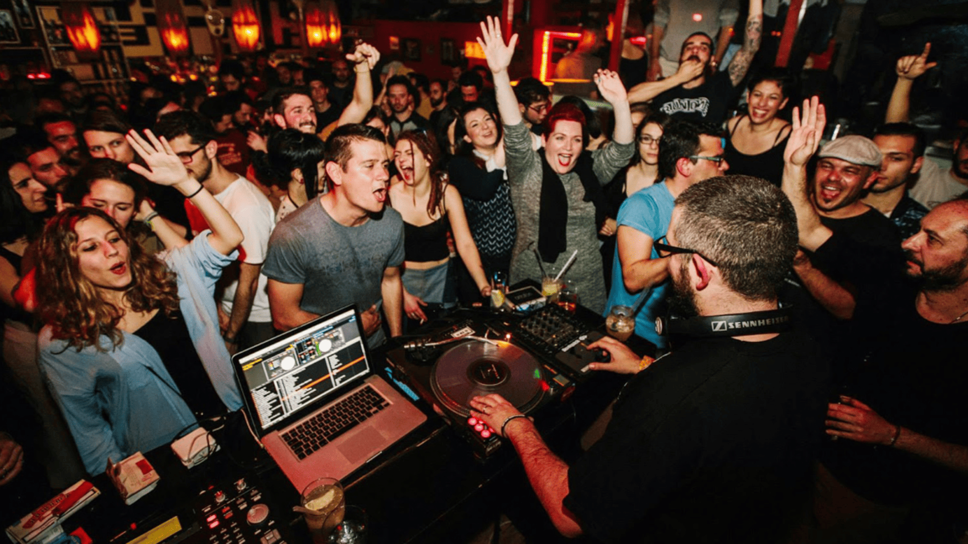 UK Adults Spend Nearly £4,000 a Year on Nights Out, Study Reveals