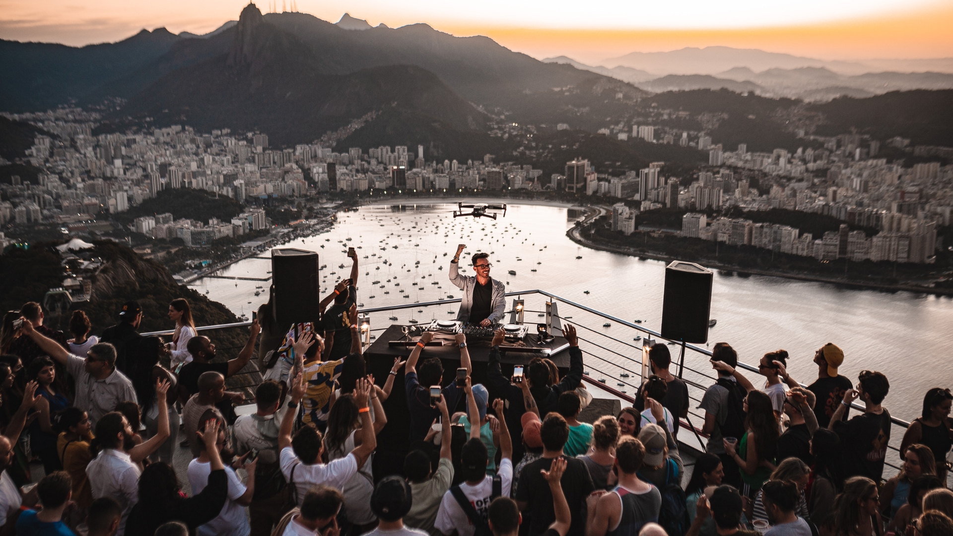 ARTBAT performing at Sugarloaf Mountain in Rio de Janeiro — Cercle