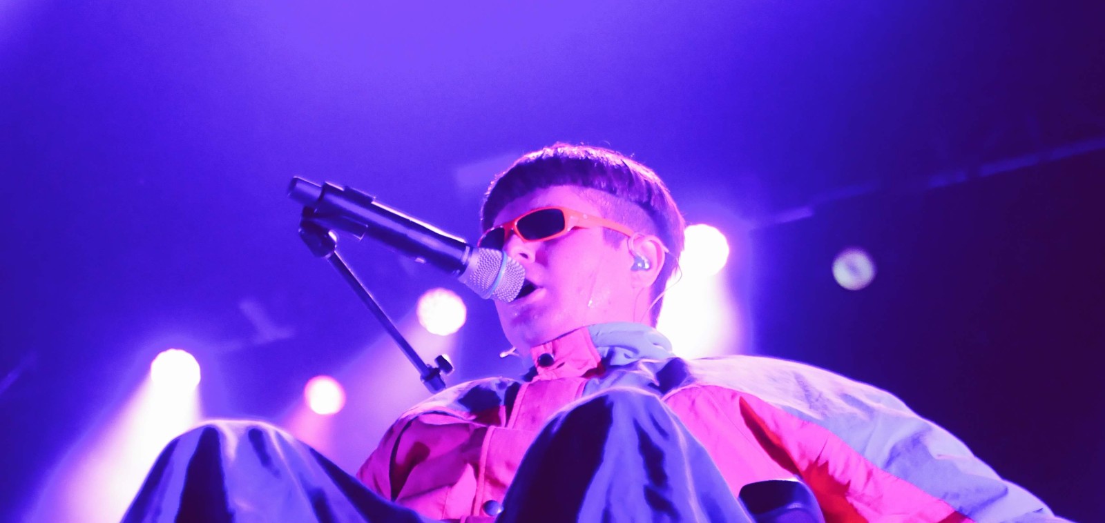 Oliver Tree performing live in 2019
