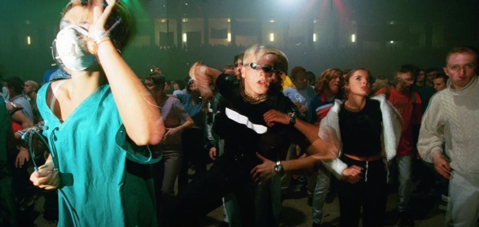 Crowd dancing at a 1990s Polish rave