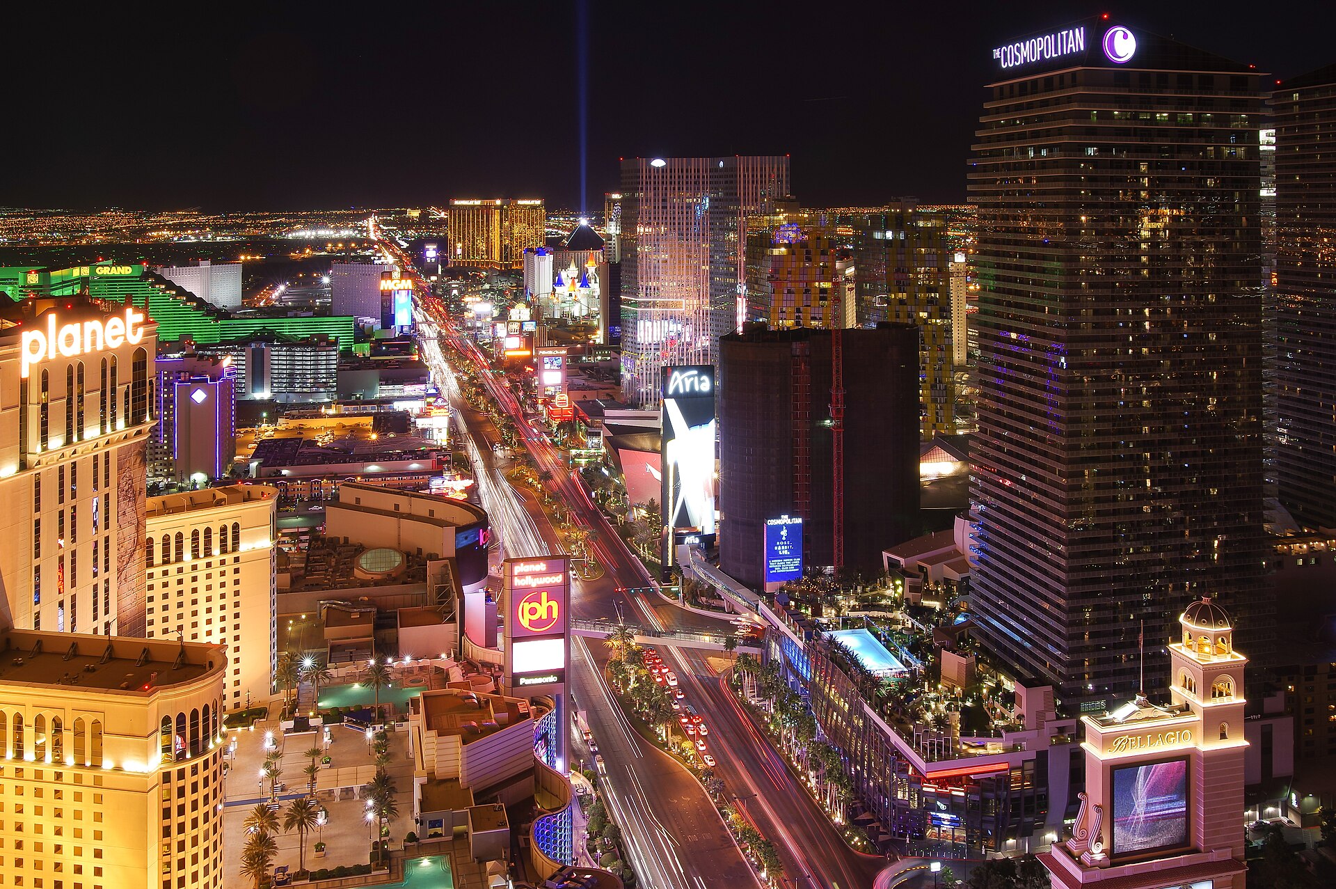 Free Las Vegas nightclub entry across the neon lit Las Vegas Strip at night
