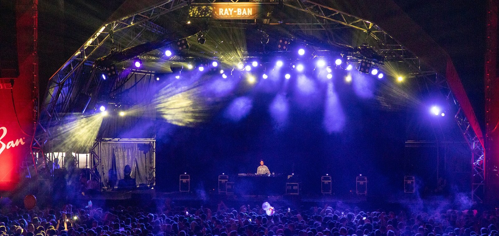Peggy Gou performing at Primavera Sound