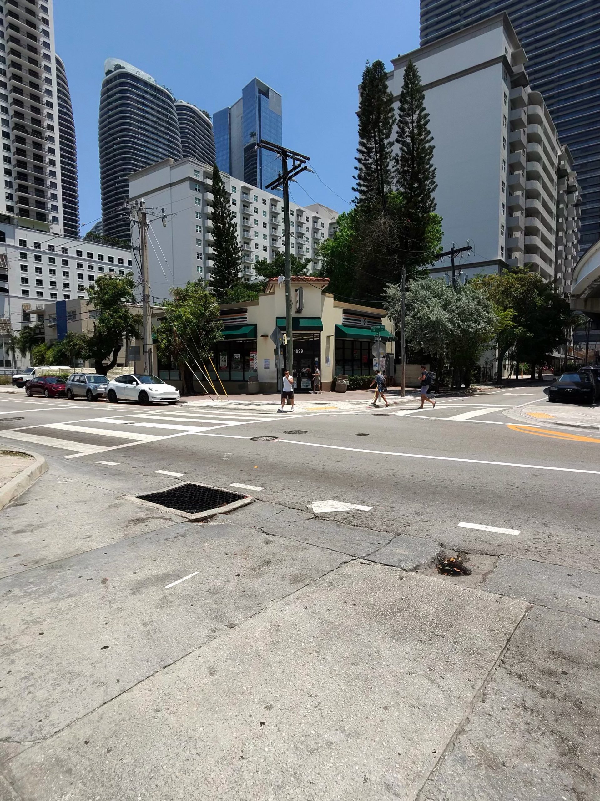 Ray-Ban Meta Wayfarer smart glasses advertising in Miami, the marketing push behind the smart glasses nightclub ban debate