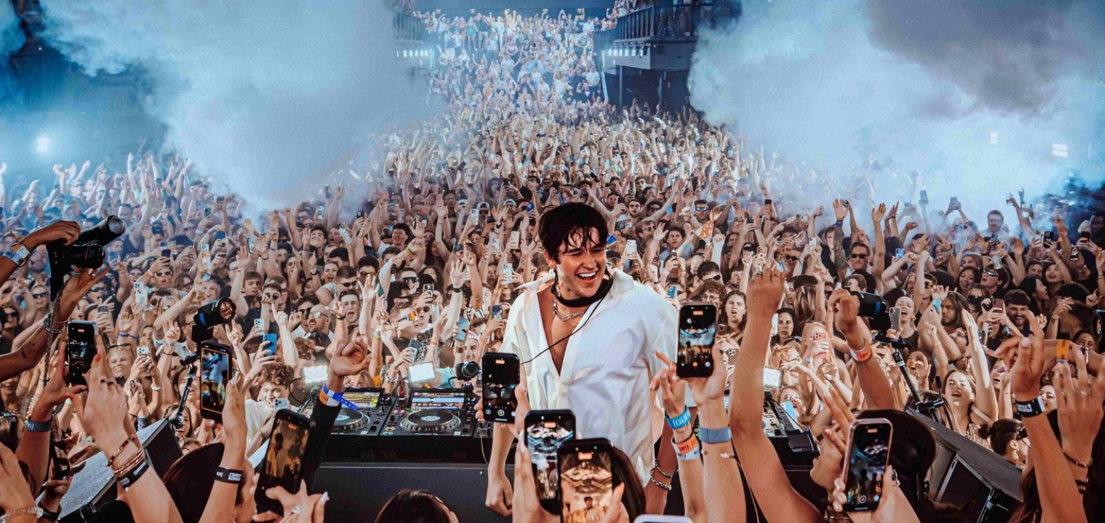 John Summit Argentina set: the DJ playing to a packed room in 2026