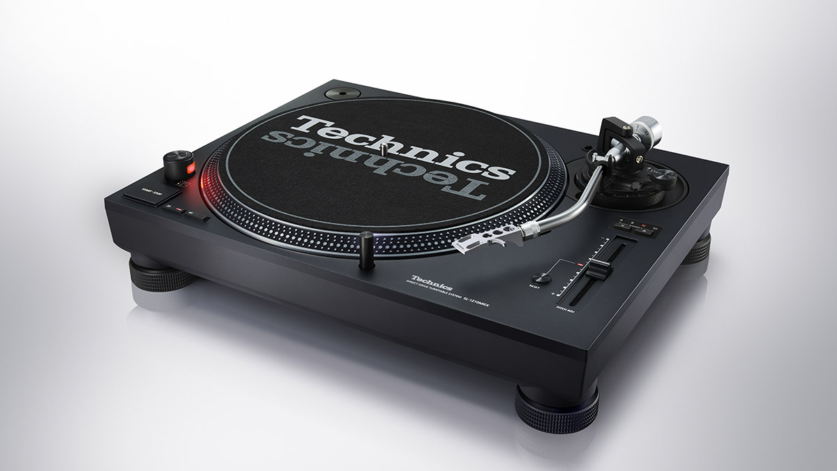 Technics SL-1210MKX turntable in black with polished silver tonearm